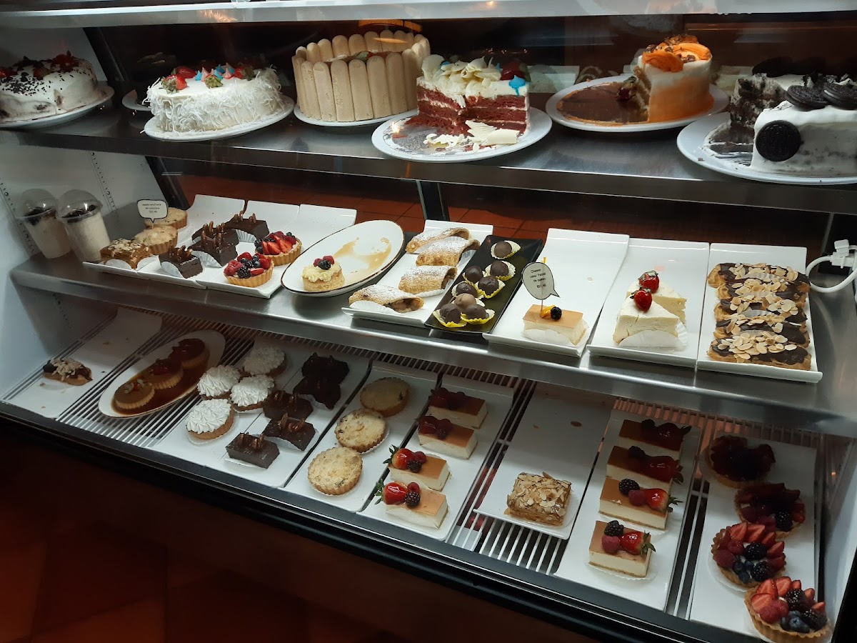 Palmita Market & Deli